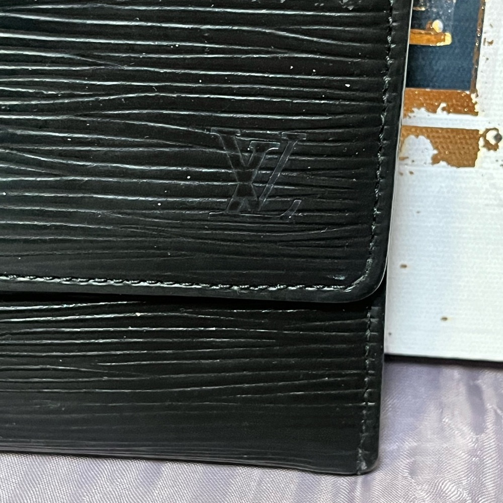 Louis Vuitton Black Epi Leather Wallet - Picture 2 of 8